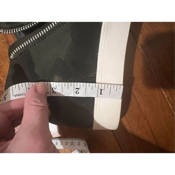 🩷 New Steve Madden Wedgie black camo size 8 - Picture 12 of 13